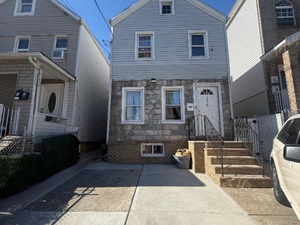 1016 Laura St, Elizabeth, NJ 07201
