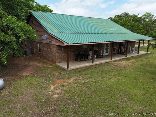 5377 McDuffee Road , Kingston, OK 73439