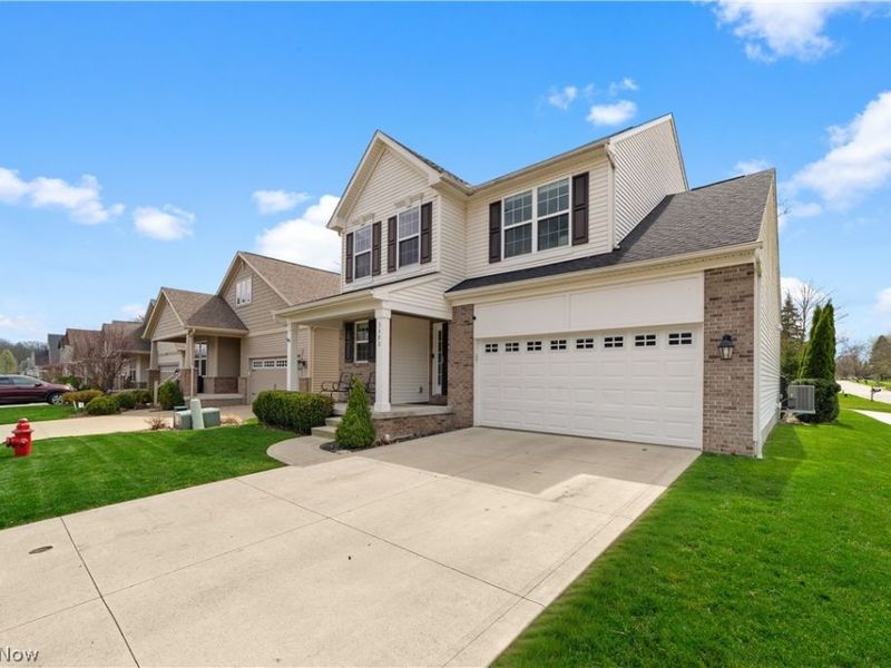 3590 Sandlewood Drive, Brunswick, OH 44212 Photo 2