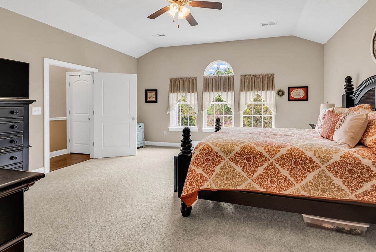 260 Turning Pines Loop Photo 15