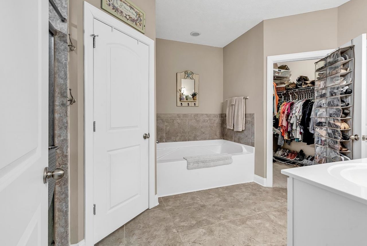 260 Turning Pines Loop Photo 18