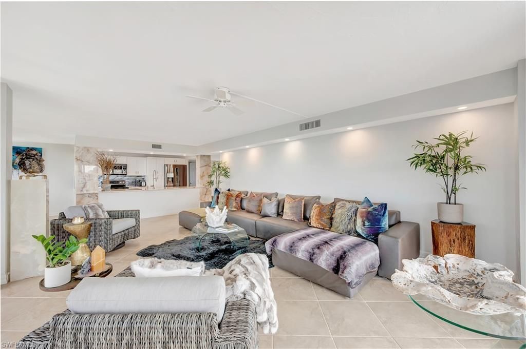 11 Bluebill Ave, Unit 1101, Naples, FL 34108 Photo