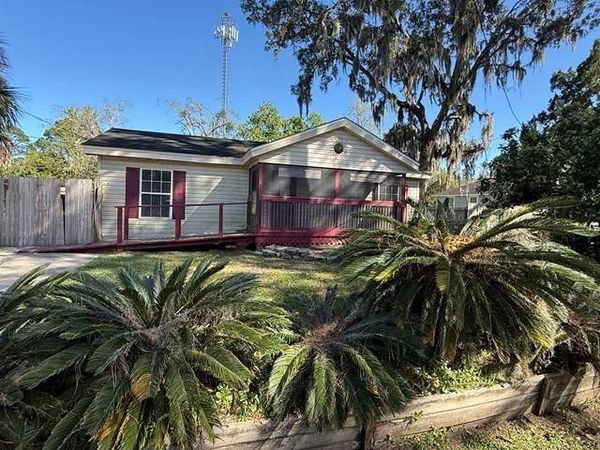 84 Henry Ave , St Marys, GA 31558