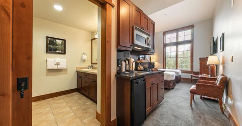 8001 Northstar Drive, Truckee, CA 96161 Photo