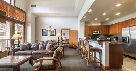 8001 Northstar Drive, Truckee, CA 96161 Photo