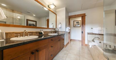 8001 Northstar Drive, Truckee, CA 96161 Photo