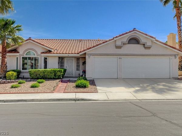 8213 Arch Bay Lane, Las Vegas, NV 89128