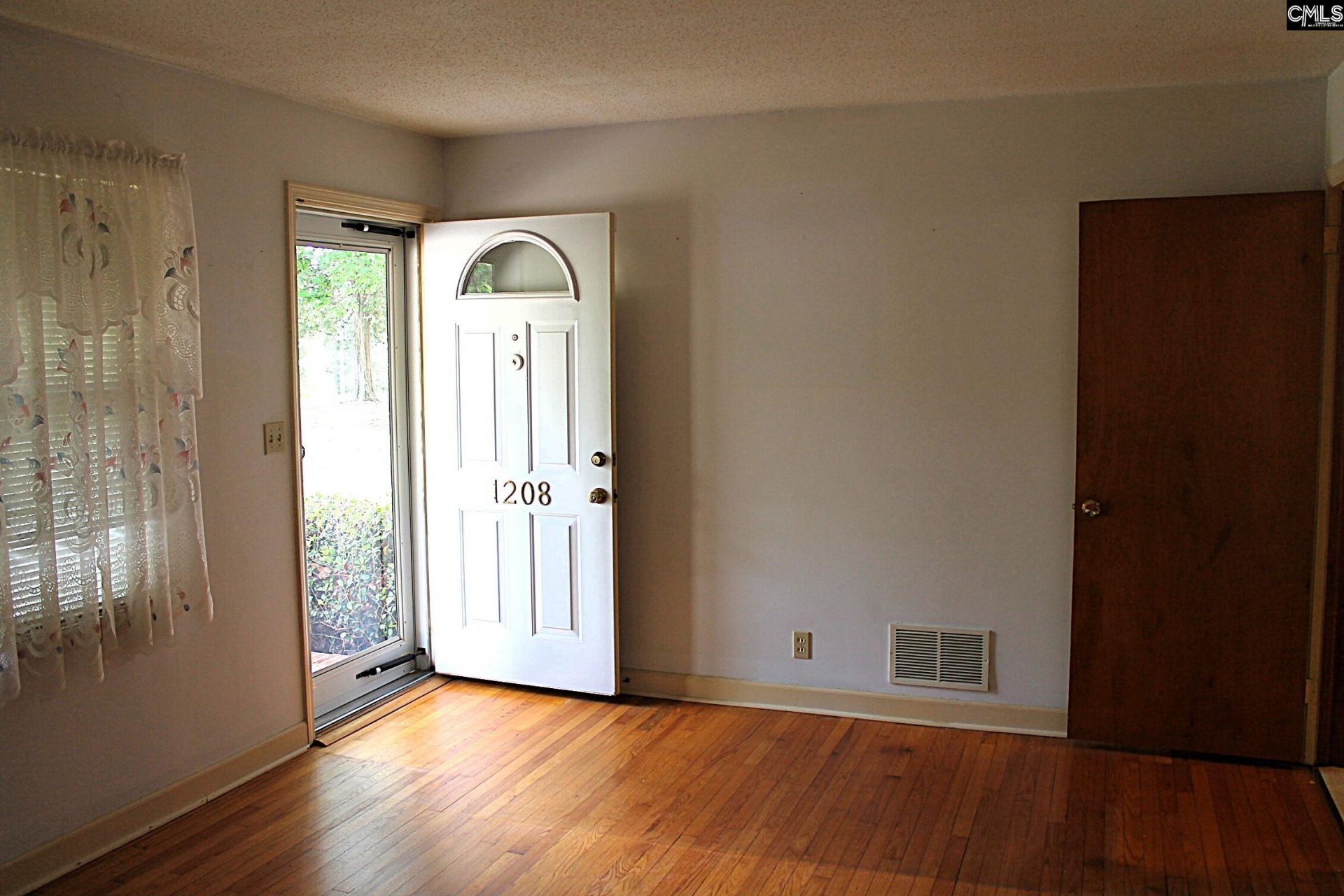 1208 Marina Road Photo 14