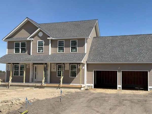 78 Lantern Drive, Sandown, NH 03873