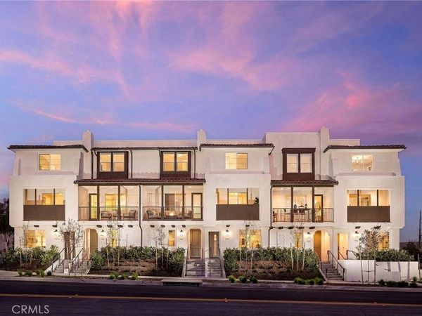 324 E Whittier Boulevard, La Habra, CA 90631