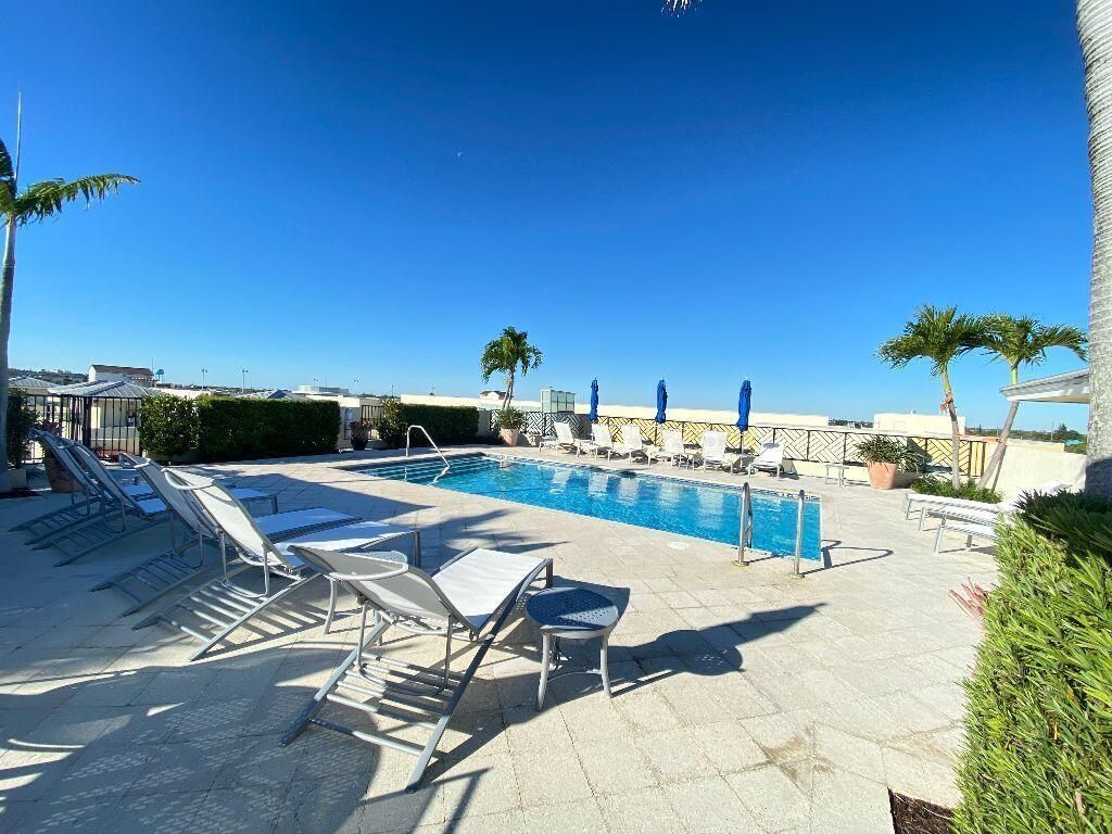 225 NE 1st Street, Unit 202, Delray Beach, FL 33444 Photo