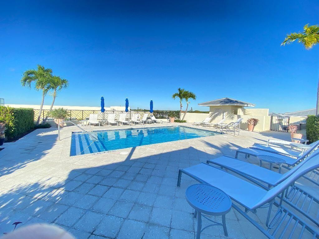 225 NE 1st Street, Unit 202, Delray Beach, FL 33444 Photo