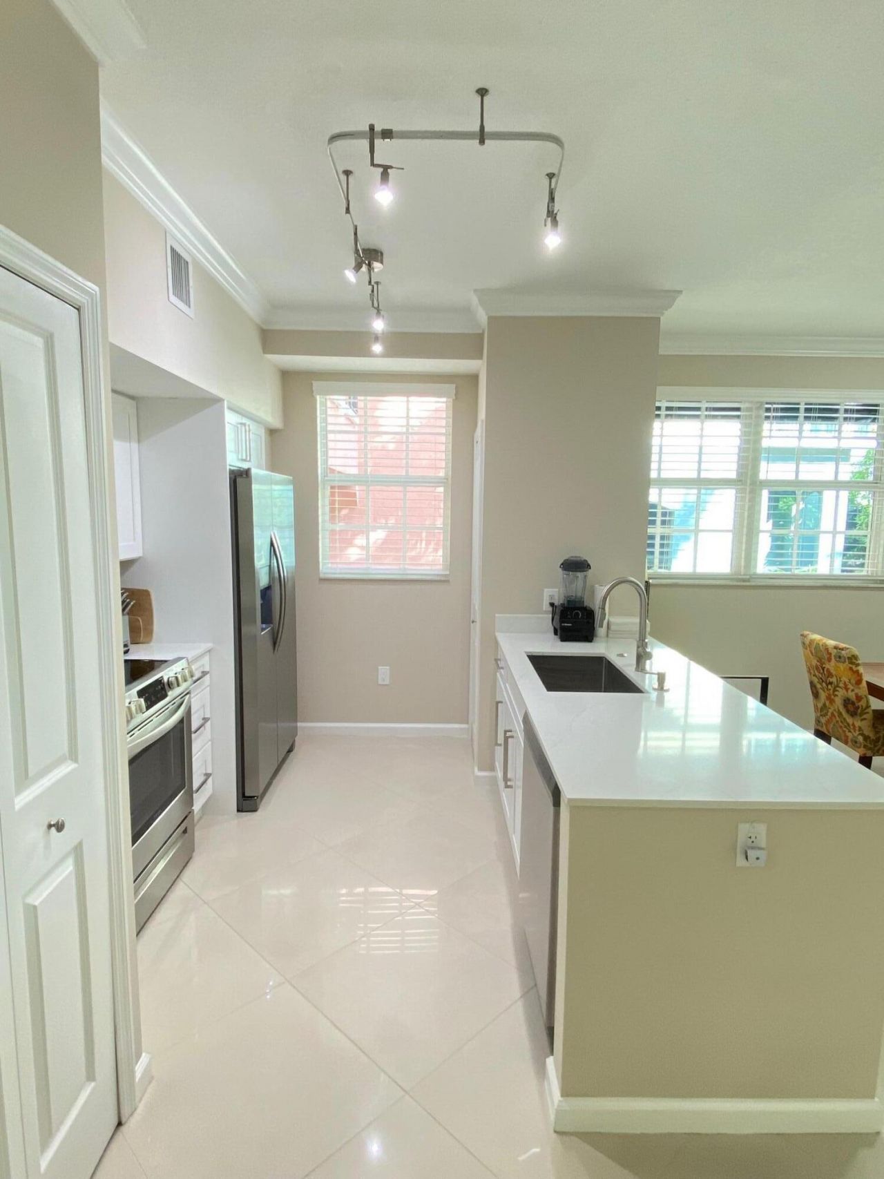 225 NE 1st Street, Unit 202, Delray Beach, FL 33444 Photo