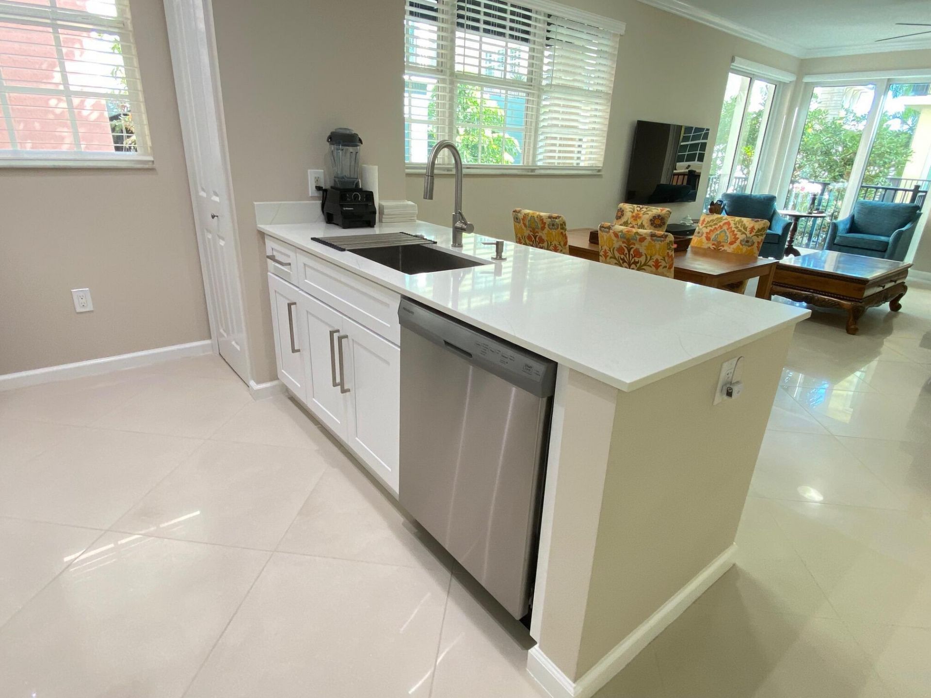 225 NE 1st Street, Unit 202, Delray Beach, FL 33444 Photo