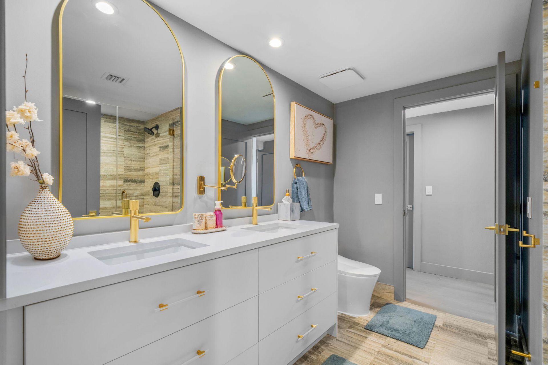 101 S Fort Lauderdale Beach Boulevard, Unit 1404, Fort Lauderdale, FL 33316 Photo