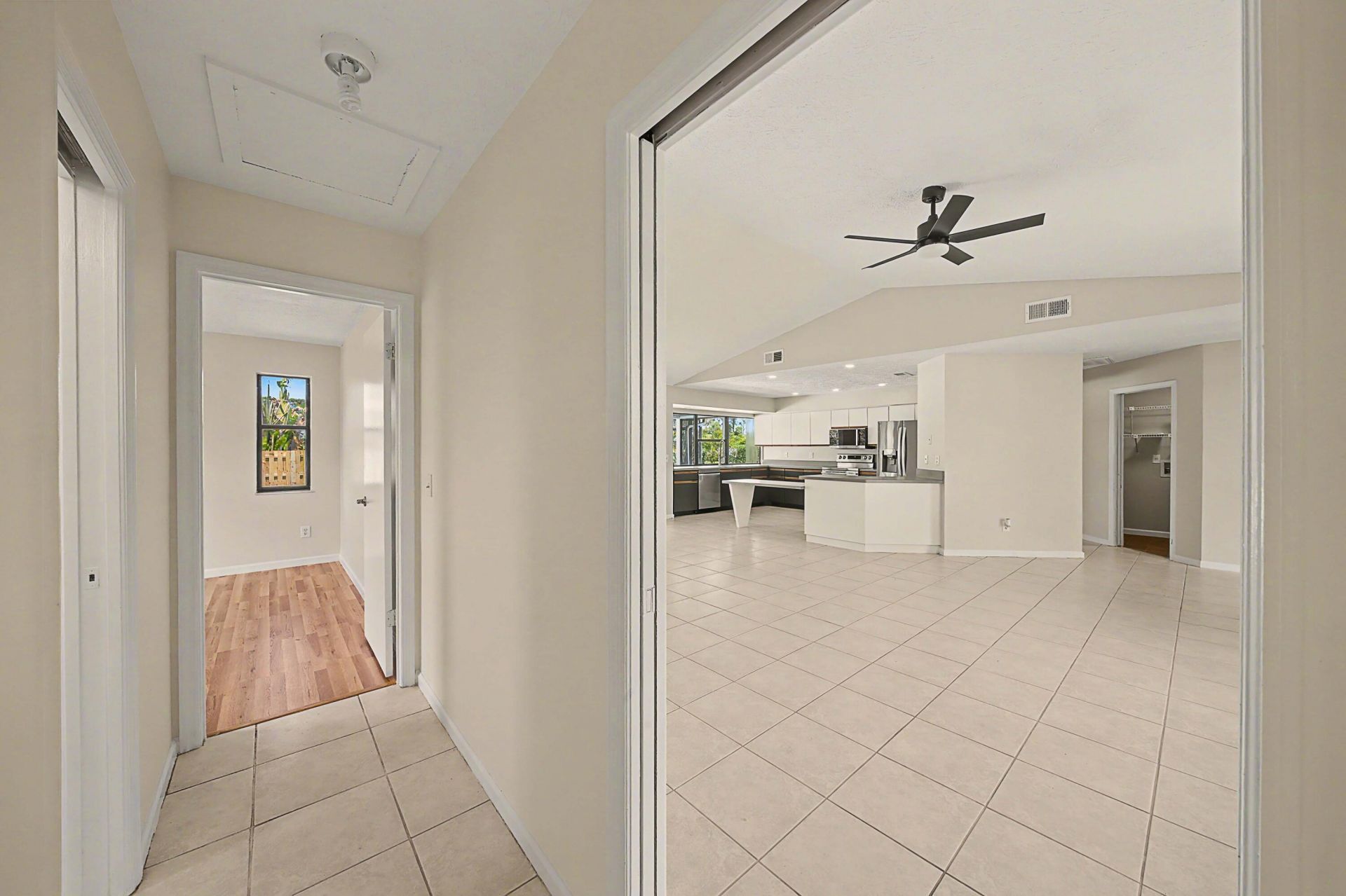 933 SE Streamlet Avenue, Port Saint Lucie, FL 34983 Photo