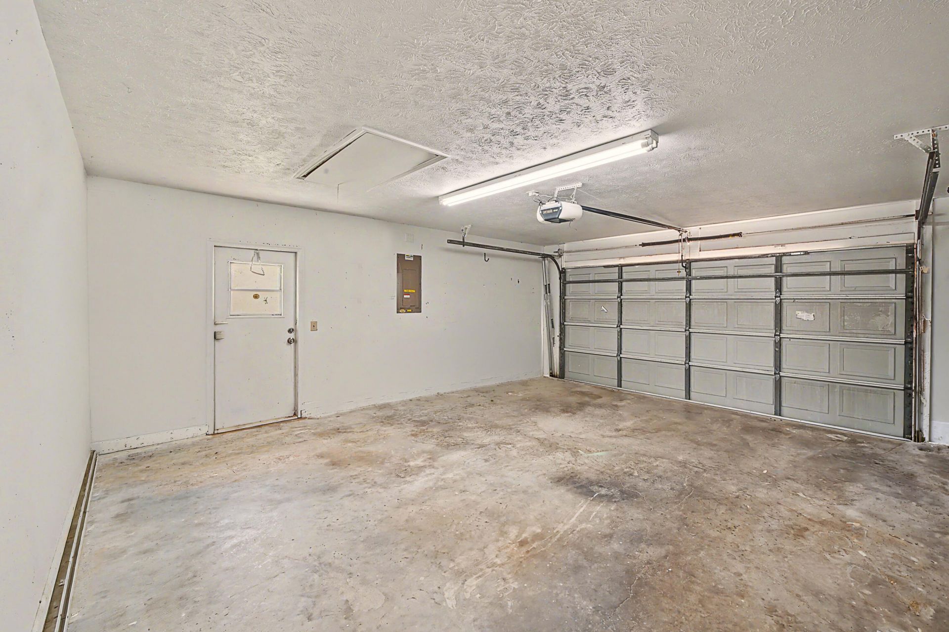 933 SE Streamlet Avenue, Port Saint Lucie, FL 34983 Photo