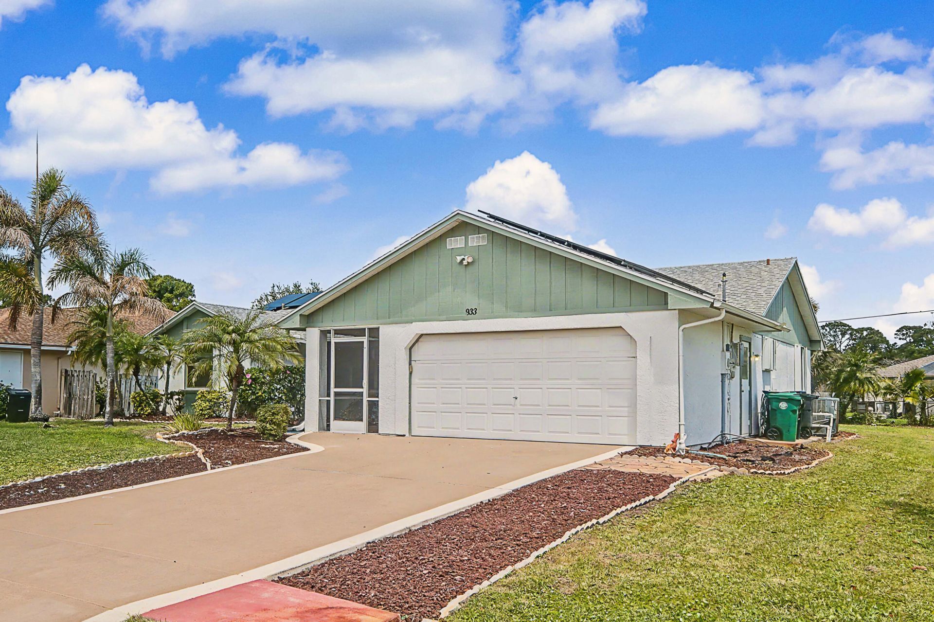 933 SE Streamlet Avenue, Port Saint Lucie, FL 34983 Photo