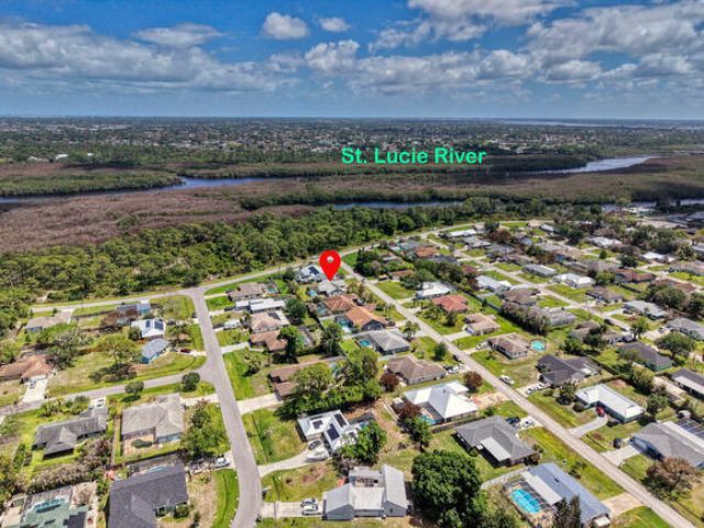933 SE Streamlet Avenue, Port Saint Lucie, FL 34983 Photo