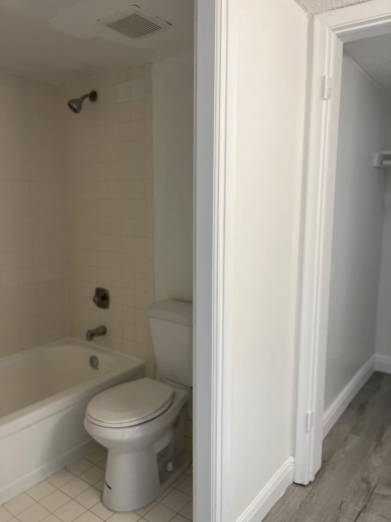 1820 N Congress Avenue, Unit 201, West Palm Beach, FL 33401 Photo