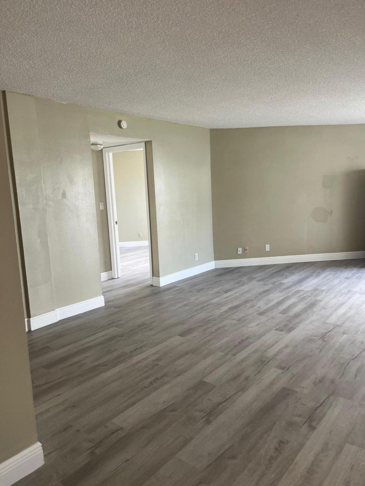 1820 N Congress Avenue, Unit 201, West Palm Beach, FL 33401 Photo