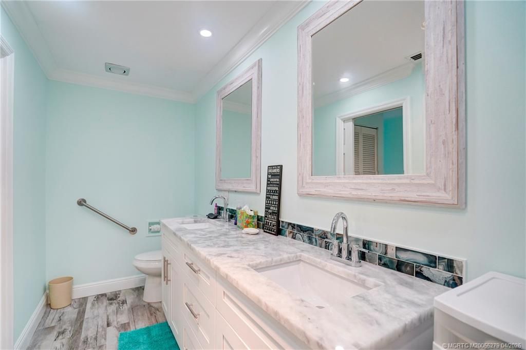 2370 NE Ocean Boulevard, Unit C205, Stuart, FL 34996 Photo