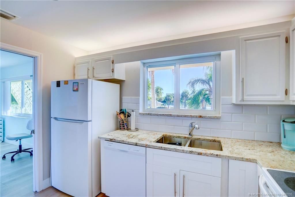 2370 NE Ocean Boulevard, Unit C205, Stuart, FL 34996 Photo