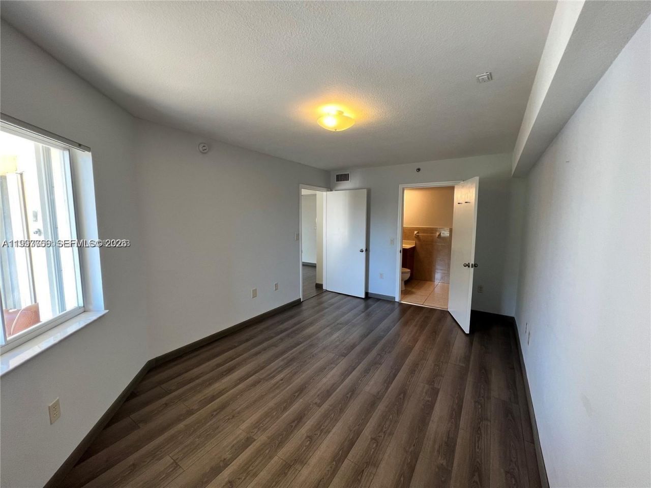 637 SW 3rd St, Unit 306, Miami, FL 33130 Photo