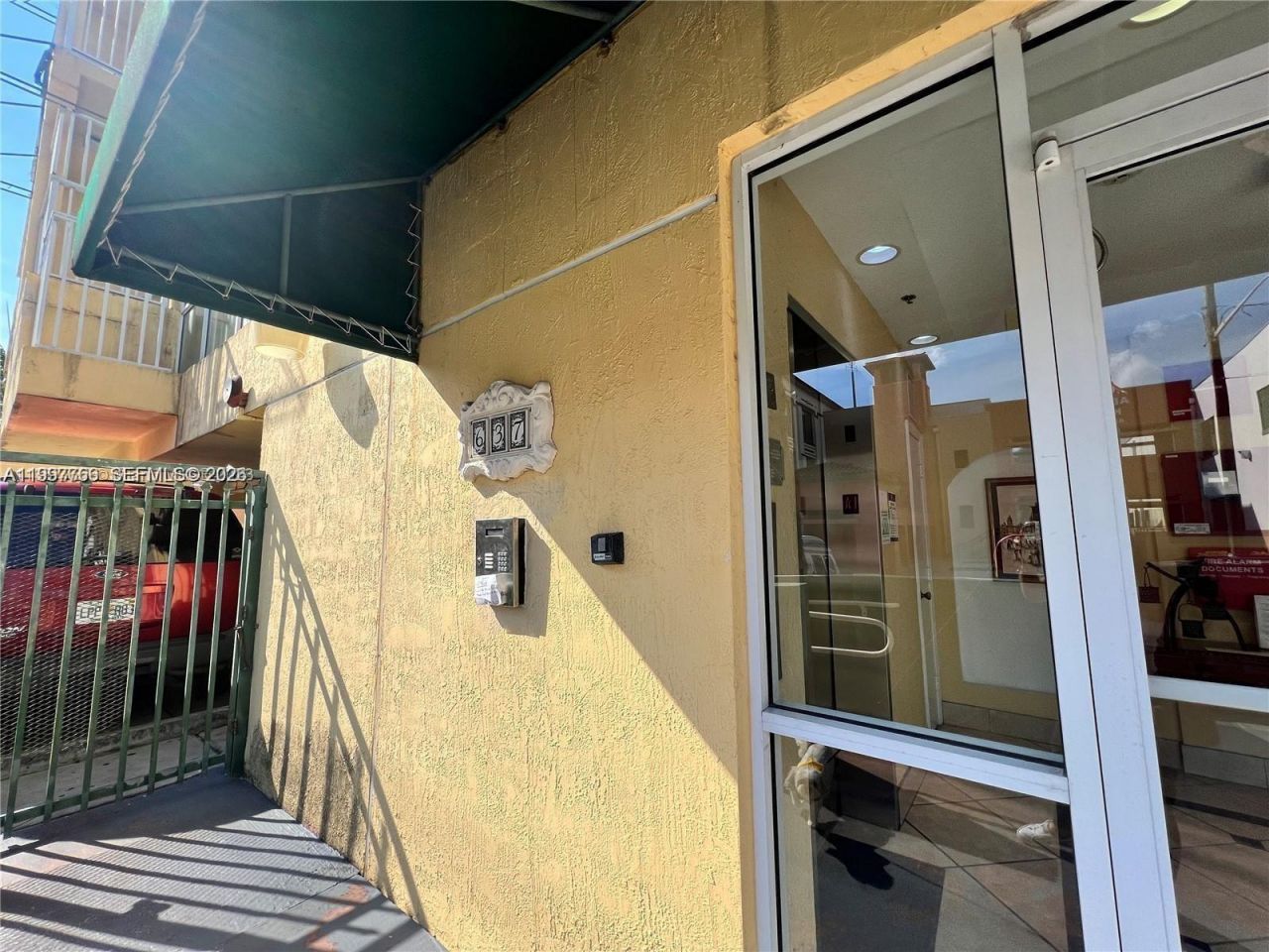 637 SW 3rd St, Unit 306, Miami, FL 33130 Photo