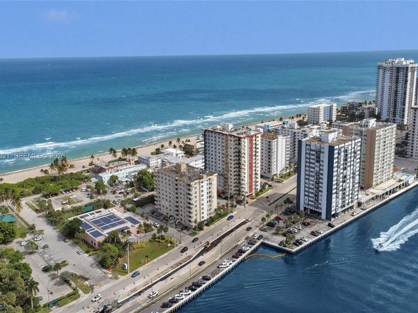 1401 S Ocean Dr, Unit 302, Hollywood, FL 33019