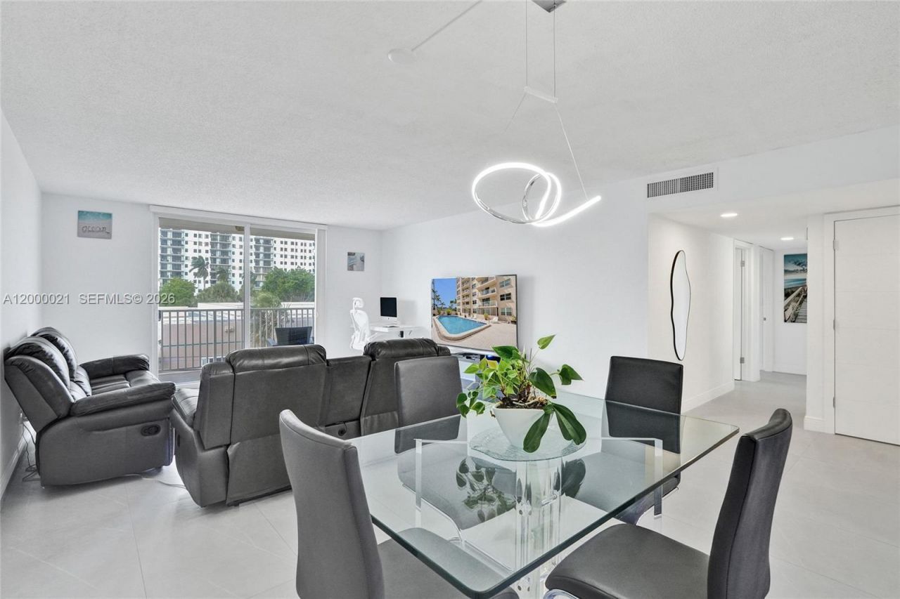 1401 S Ocean Dr, Unit 302, Hollywood, FL 33019 Photo