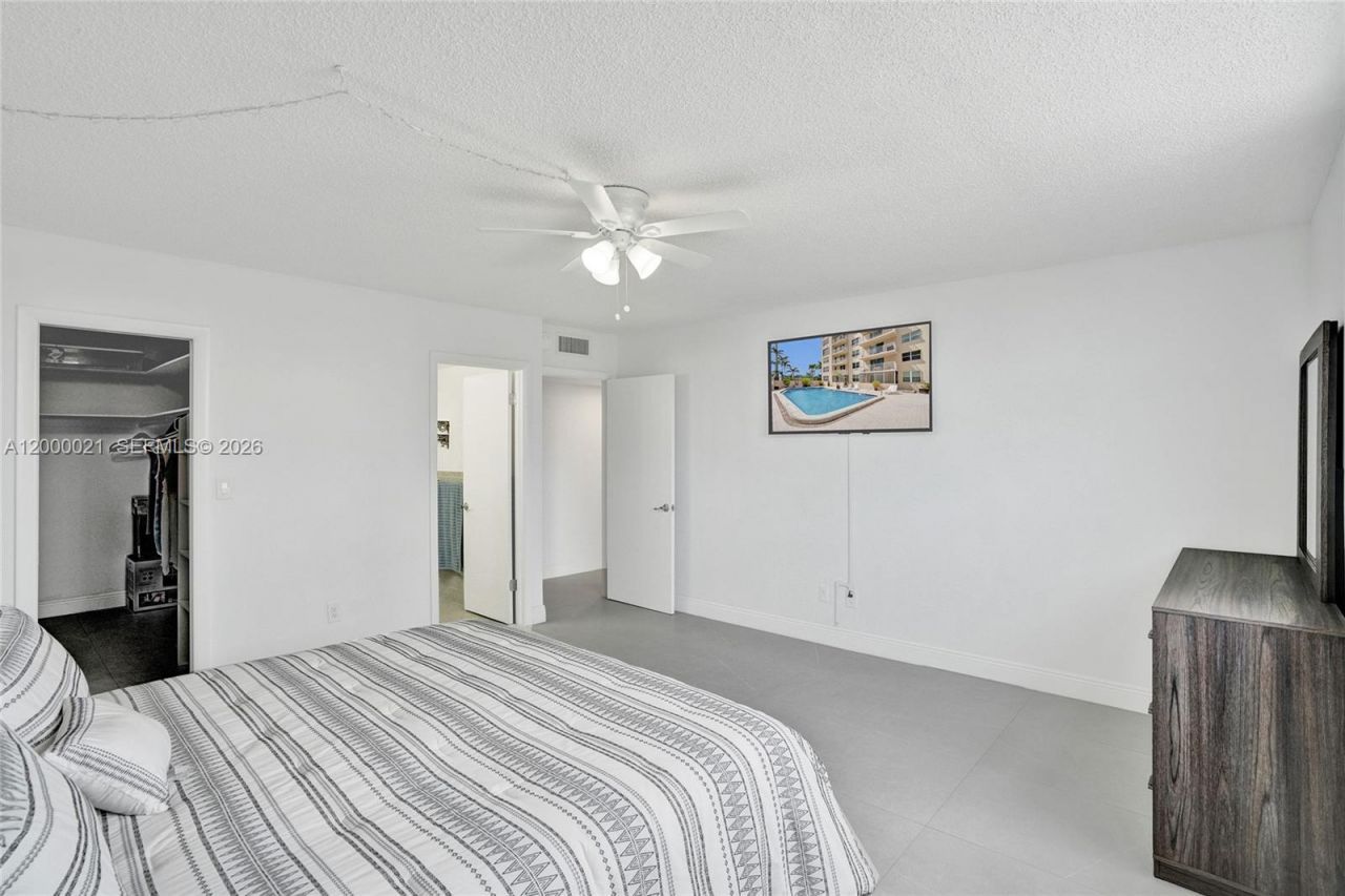 1401 S Ocean Dr, Unit 302, Hollywood, FL 33019 Photo