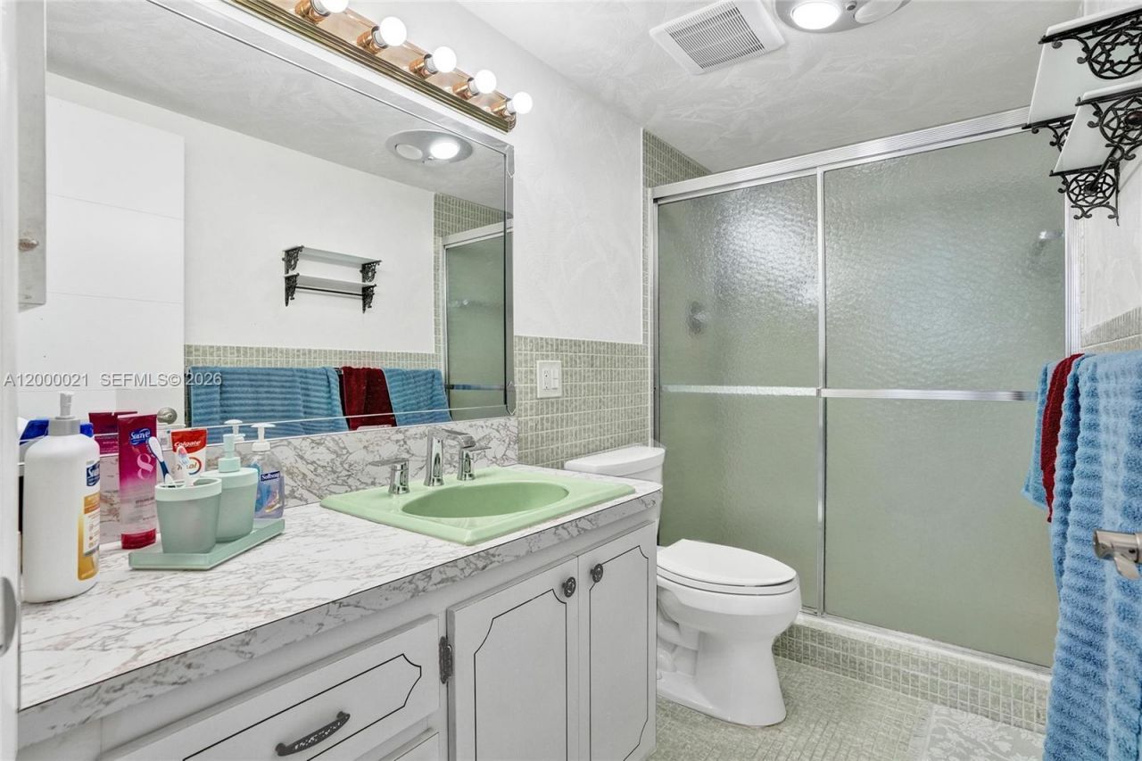 1401 S Ocean Dr, Unit 302, Hollywood, FL 33019 Photo