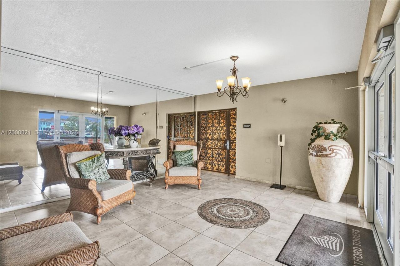 1401 S Ocean Dr, Unit 302, Hollywood, FL 33019 Photo