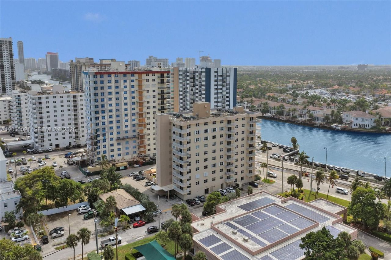 1401 S Ocean Dr, Unit 302, Hollywood, FL 33019 Photo