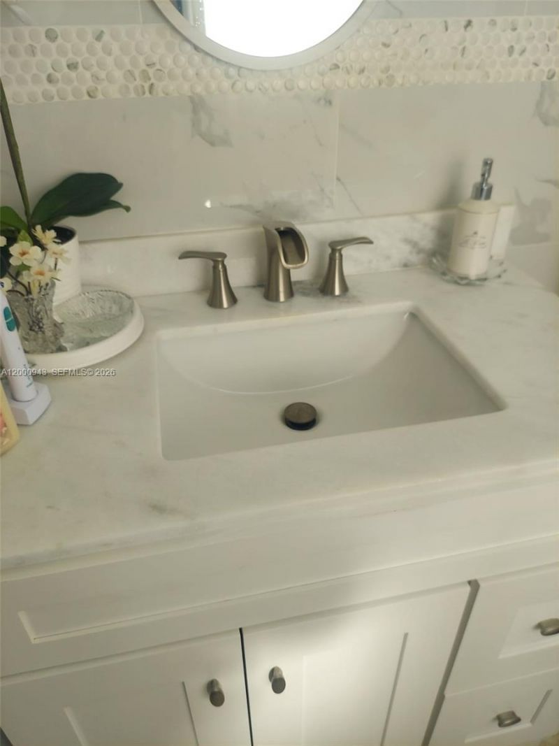 11 NE 204th St, Unit 1, Miami Gardens, FL 33179 Photo