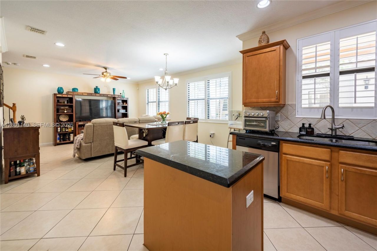 3361 NW 125th Ave, Sunrise, FL 33323 Photo