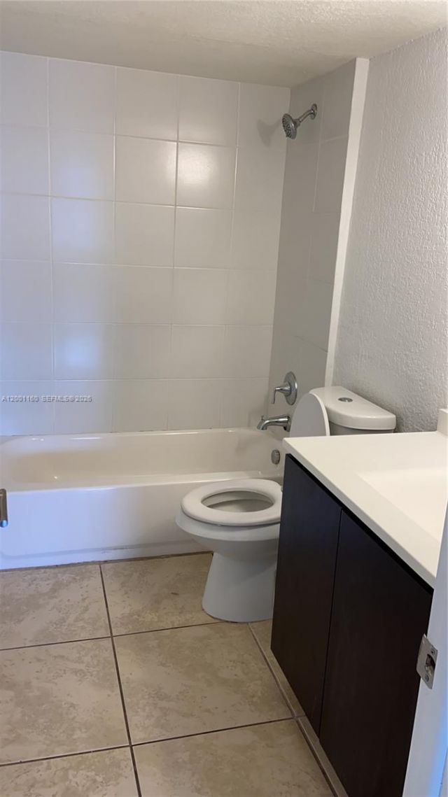 Please Call For Address, Unit C304, Miami, FL 33162 Photo