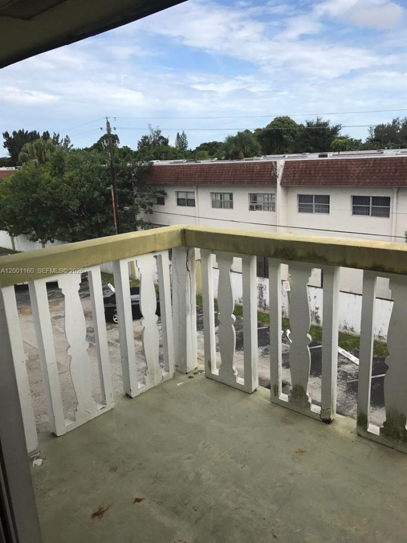 Please Call For Address, Unit C304, Miami, FL 33162 Photo