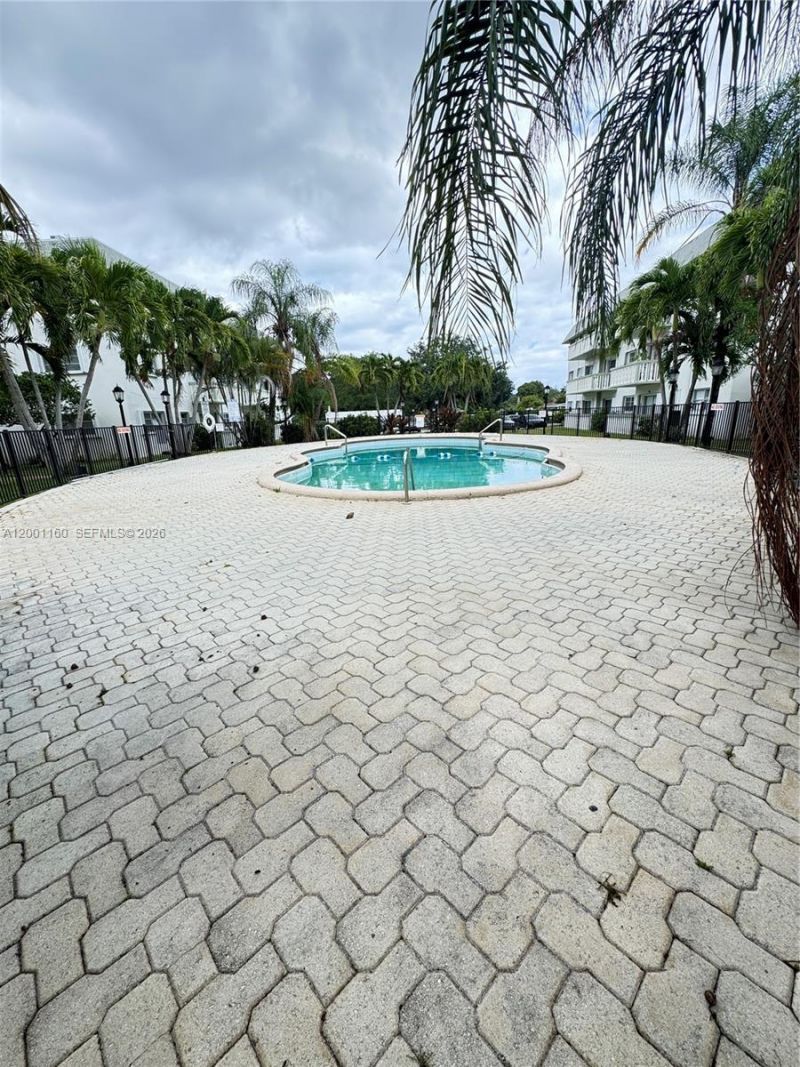 Please Call For Address, Unit C304, Miami, FL 33162 Photo