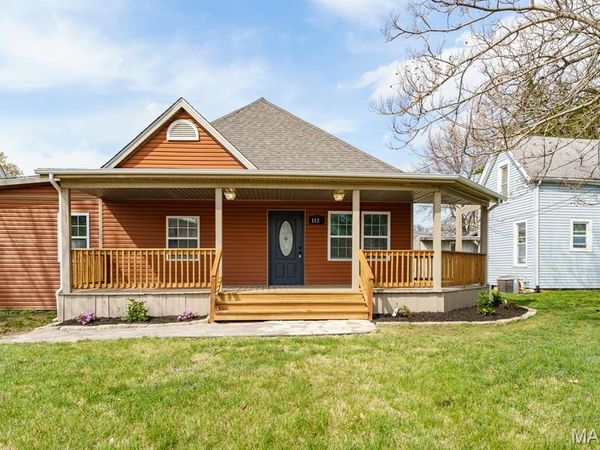 1121 W Main Street, Collinsville, IL 62234