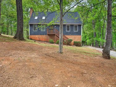 107 Fox Hollow Road, Lynchburg, VA 24503