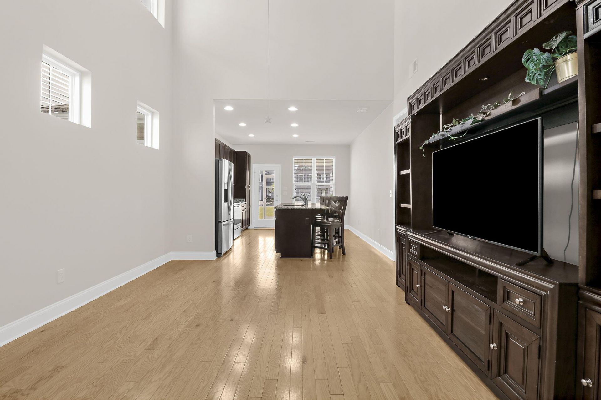 2701 Poplar Grove Place Photo 9