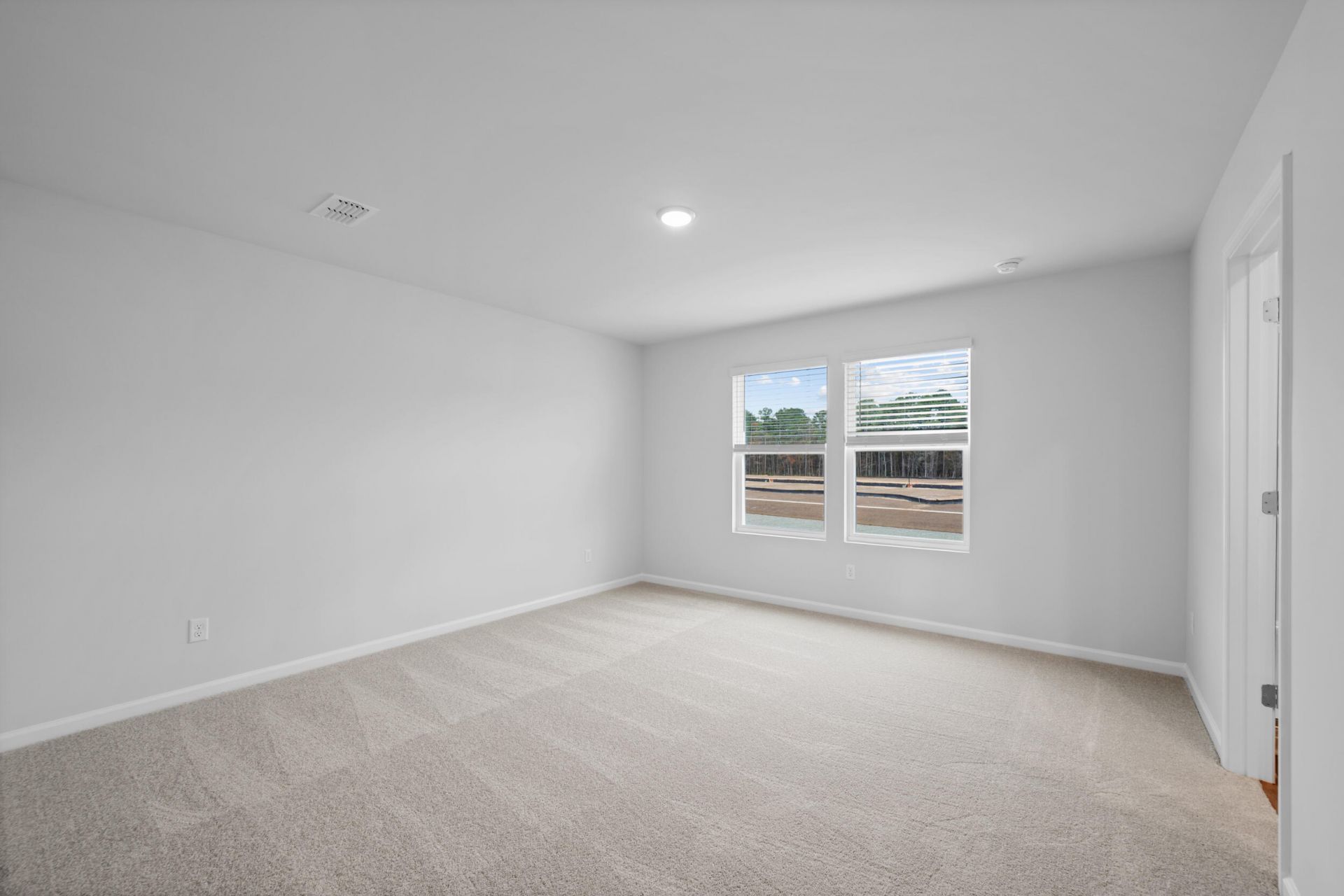 842 Meadowbrook Lane Photo 16