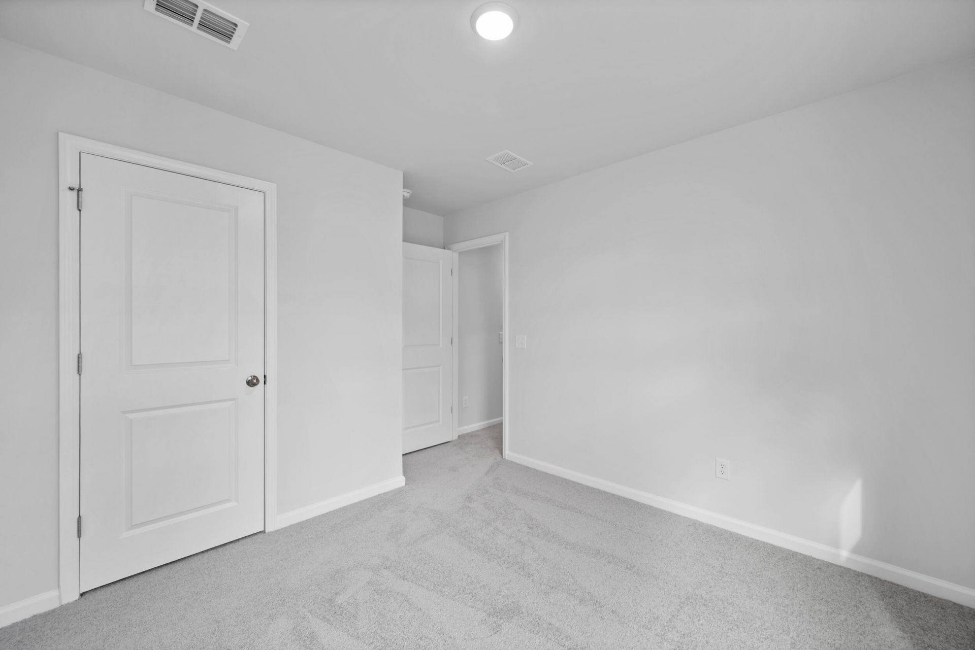 842 Meadowbrook Lane Photo 22