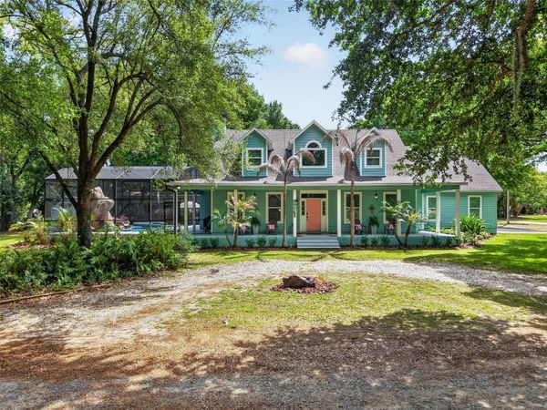 250 N WALKER STREET , OAKLAND, FL 34760