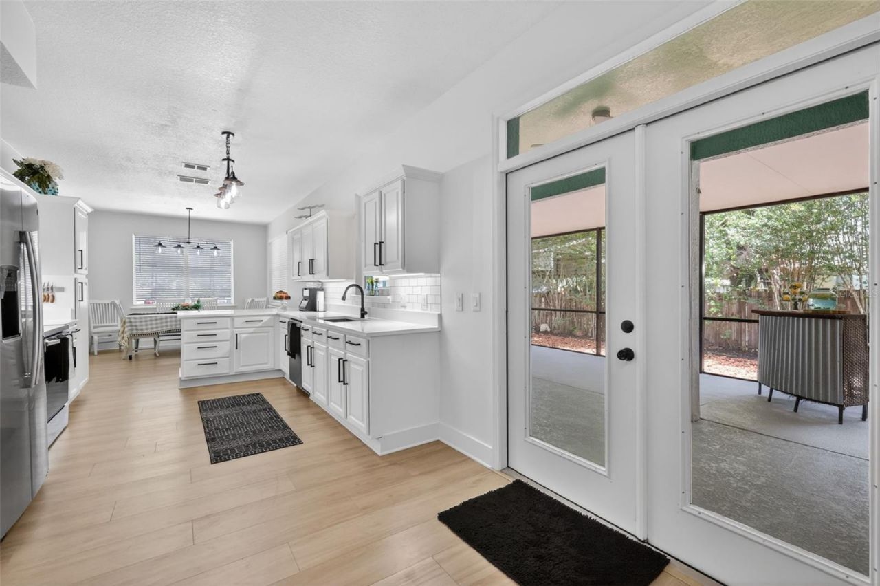 250 N Walker Street, Oakland, FL 34760 Photo