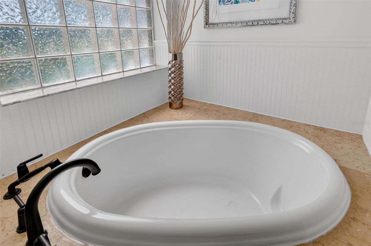 250 N Walker Street, Oakland, FL 34760 Photo