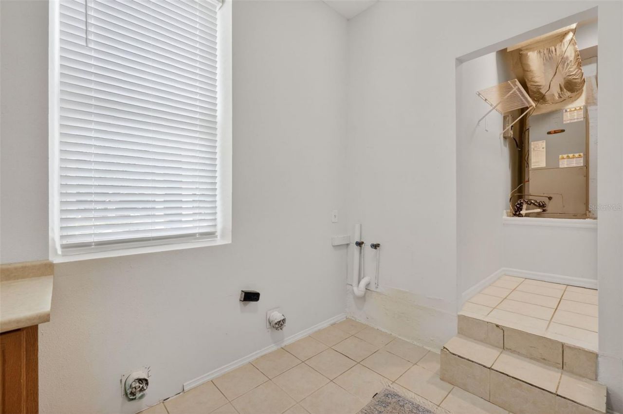 250 N Walker Street, Oakland, FL 34760 Photo