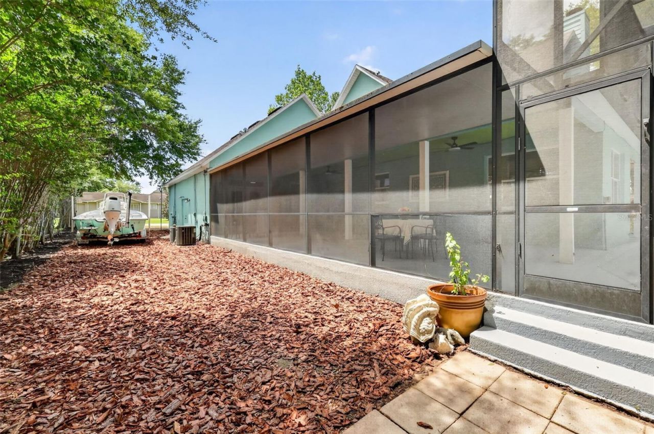 250 N Walker Street, Oakland, FL 34760 Photo